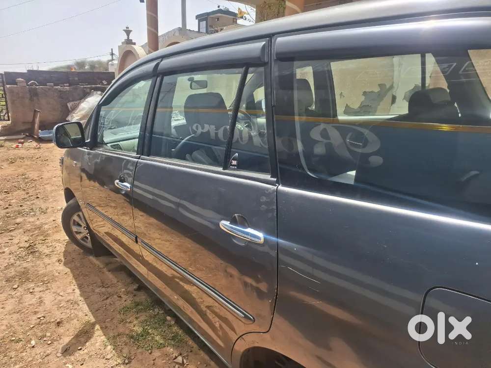 Toyota Innova 2010 Diesel 275000 Km Driven