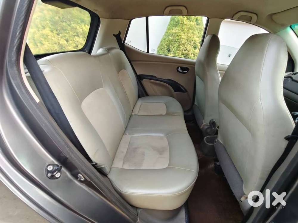 Hyundai I10 Magna For Sale 2,00,000