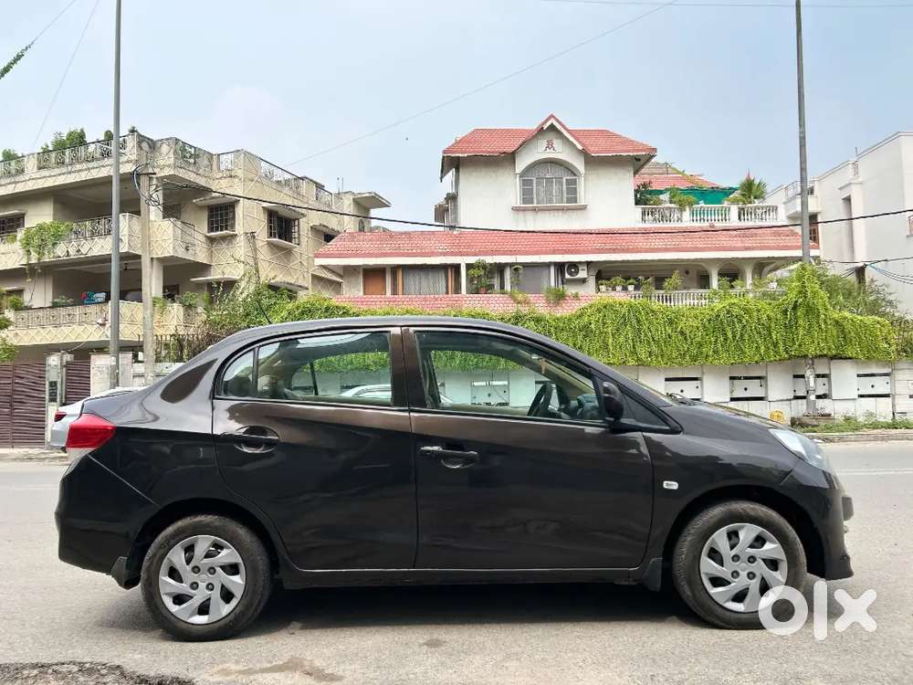 Honda Amaze 2015 December Cng & Hybrids 76000 Km Driven