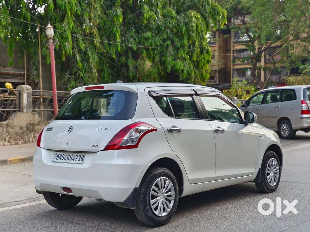 Maruti Suzuki Swift Vxi + Manual, 2015, Petrol