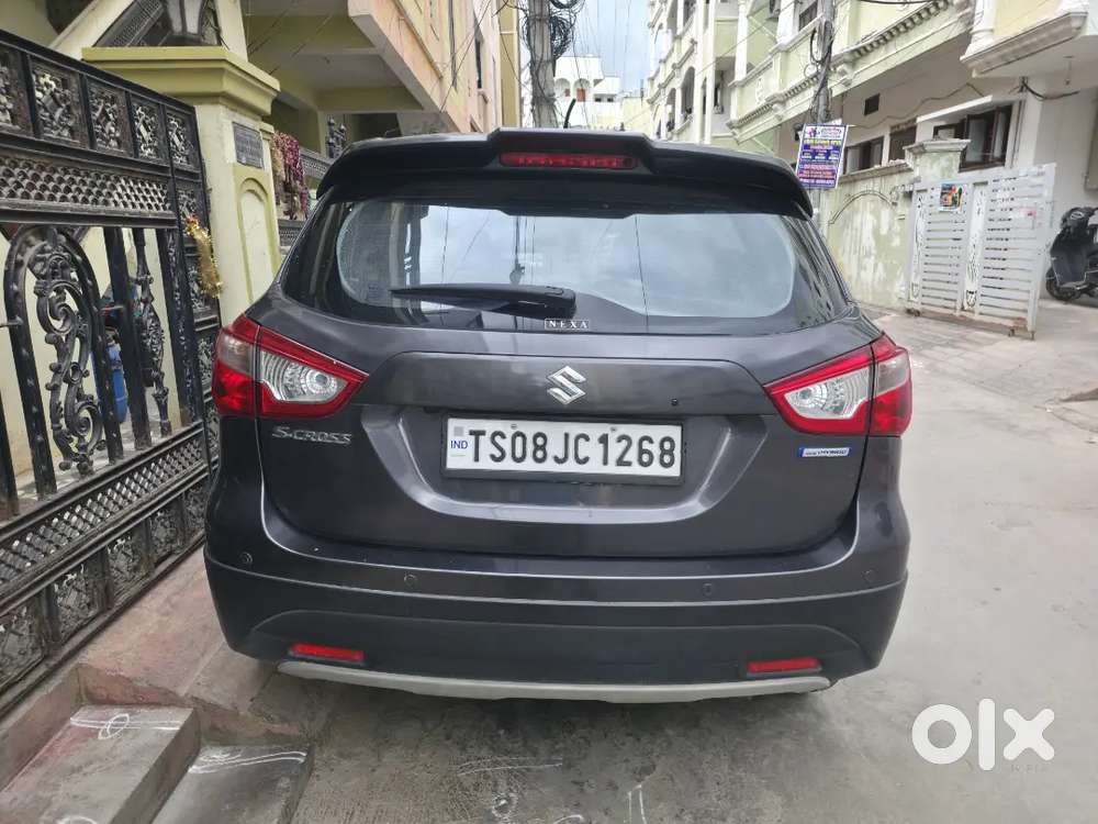 Maruti Suzuki S Cross 2022 Petrol Well Maintained