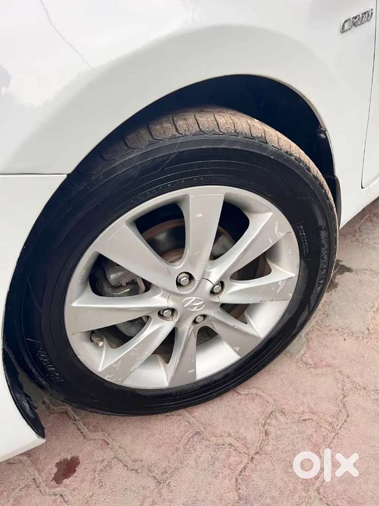 Hyundai Verna 1.6 Crdi Sx 2012