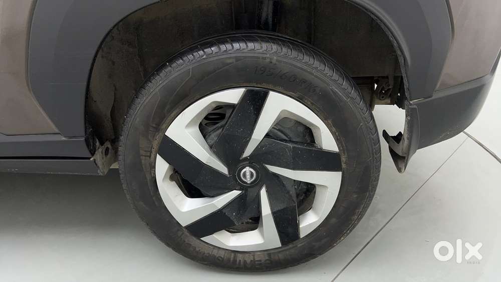 Nissan Magnite 1.0 Xl, 2024, Petrol