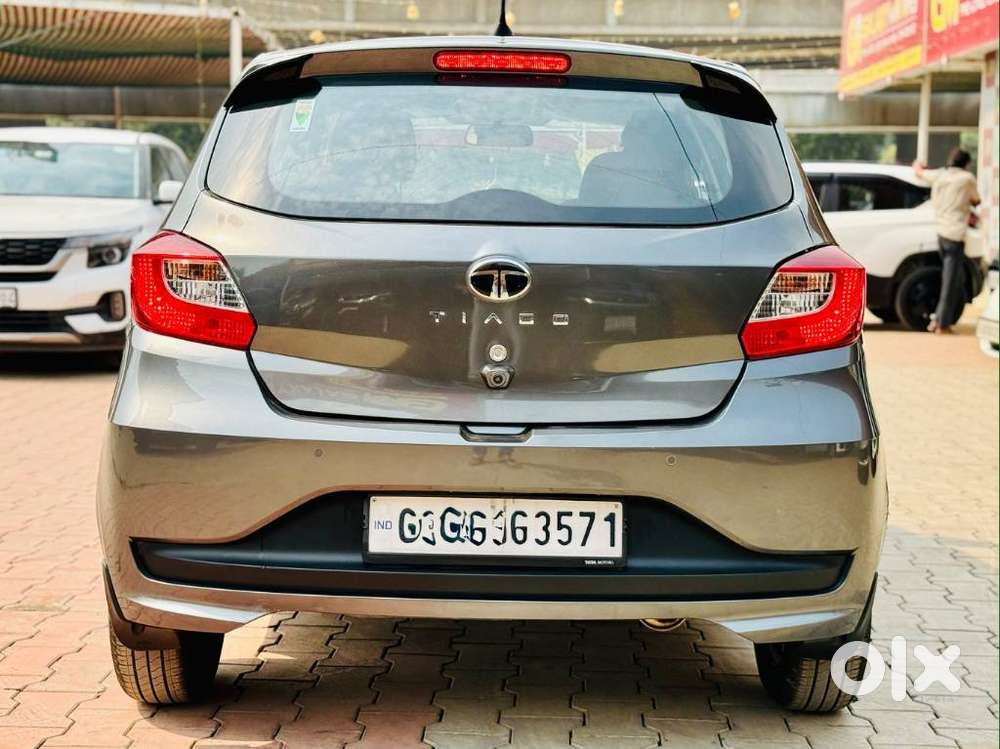 Tata Tiago 1.2 Revotron Xt Rhythm, 2025, Petrol