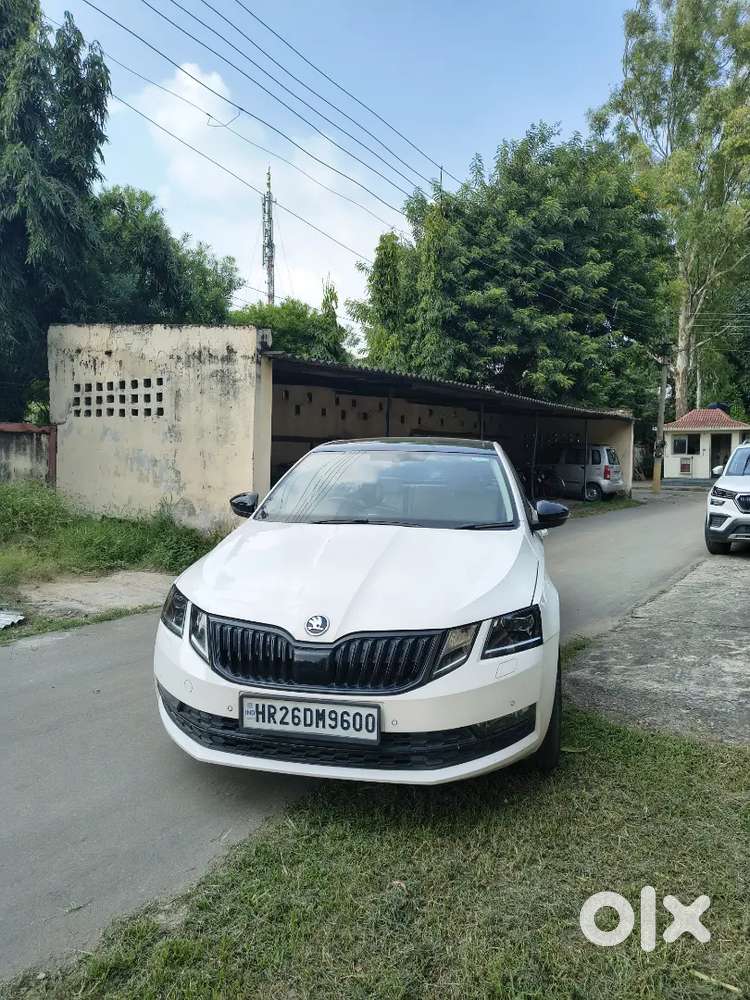 2018 Skoda Octavia L&k 1.8 Tsi Automatic | 54,000 Km | Petrol