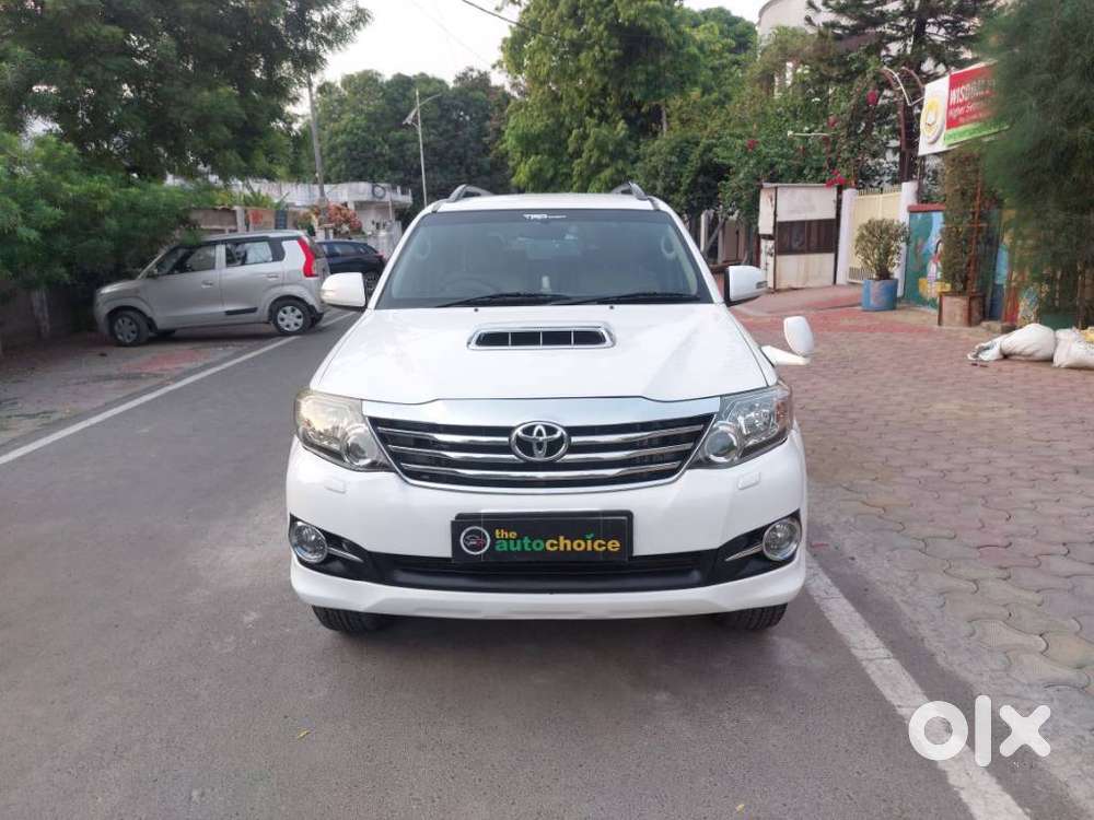 Toyota Fortuner 3.0 4x2 Mt, 2015, Diesel