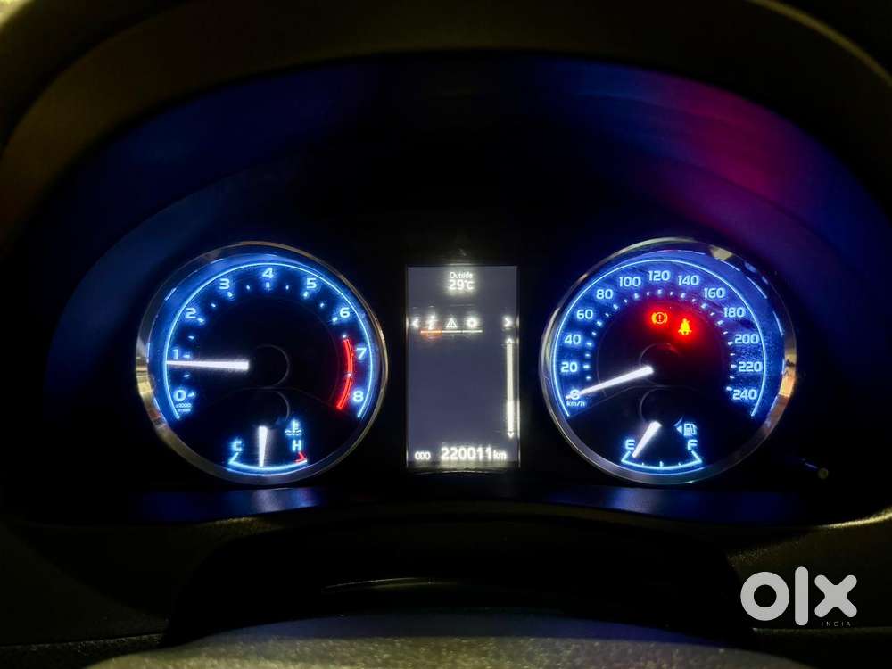 Toyota Corolla Altis 2013-2017 Gl Mt, 2017, Petrol