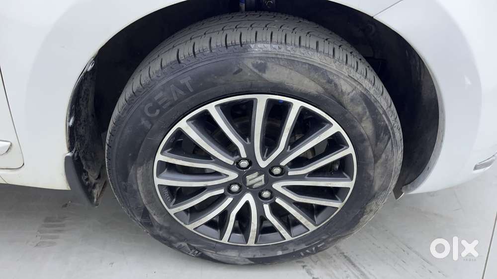 Maruti Suzuki Dzire 1.2 Zxi Plus Amt, 2017, Petrol