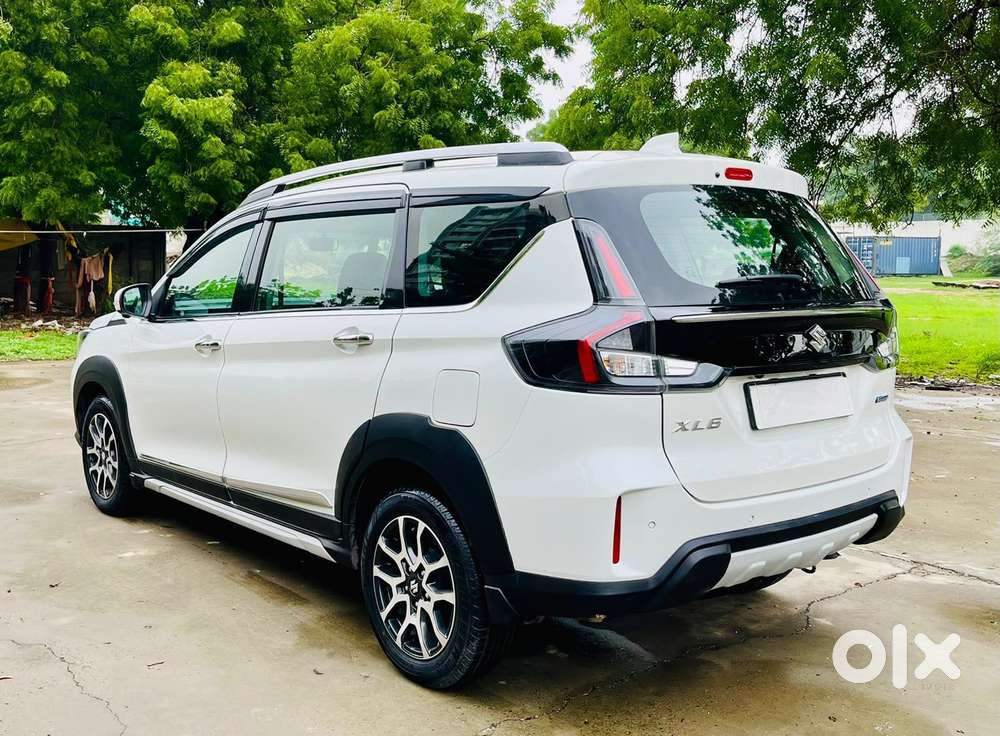 Maruti Suzuki Xl6 1.5 Alpha At, 2024, Petrol