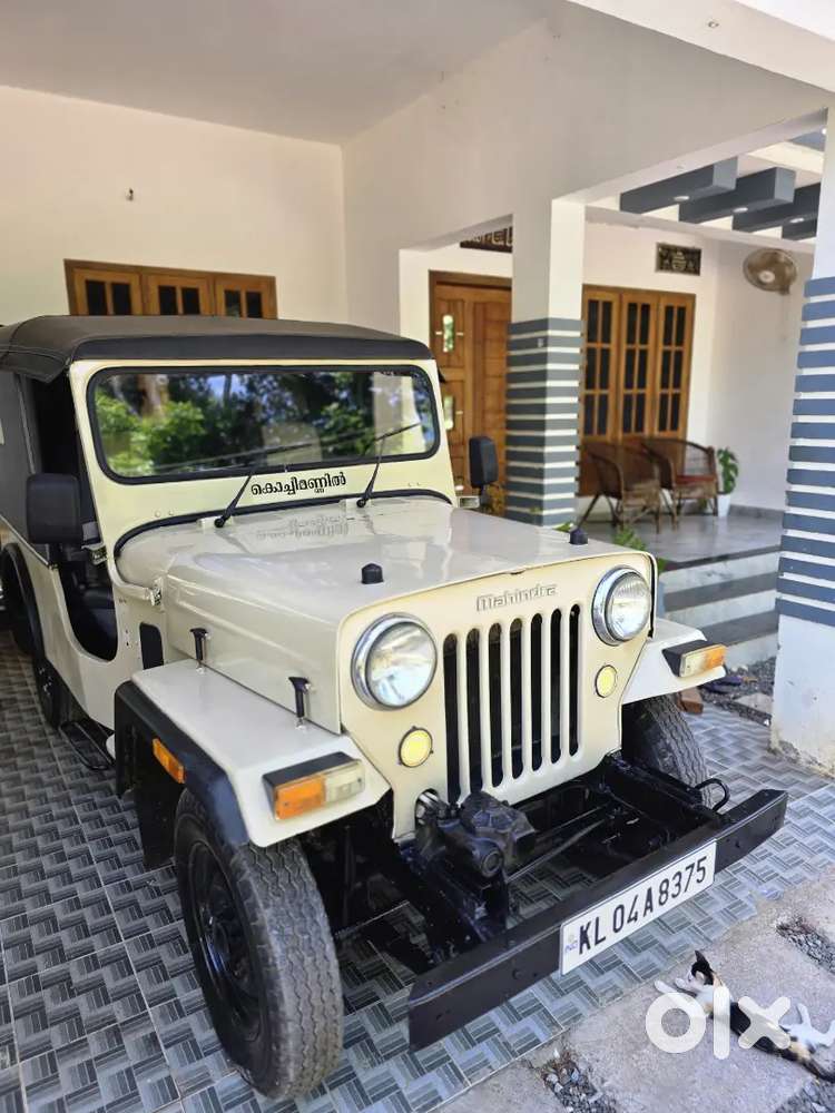 Mahindra Jeep 4×2