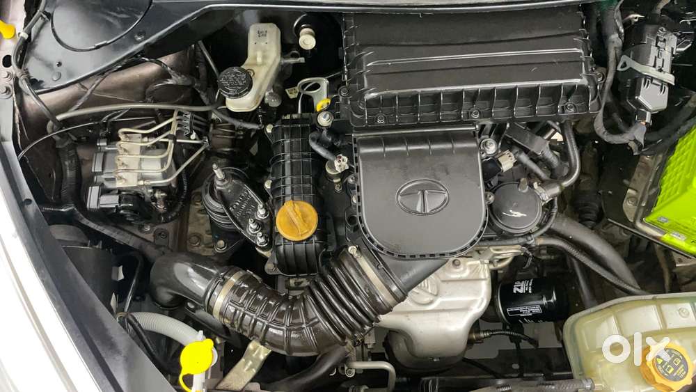 Tata Tiago Xza, 2018, Petrol