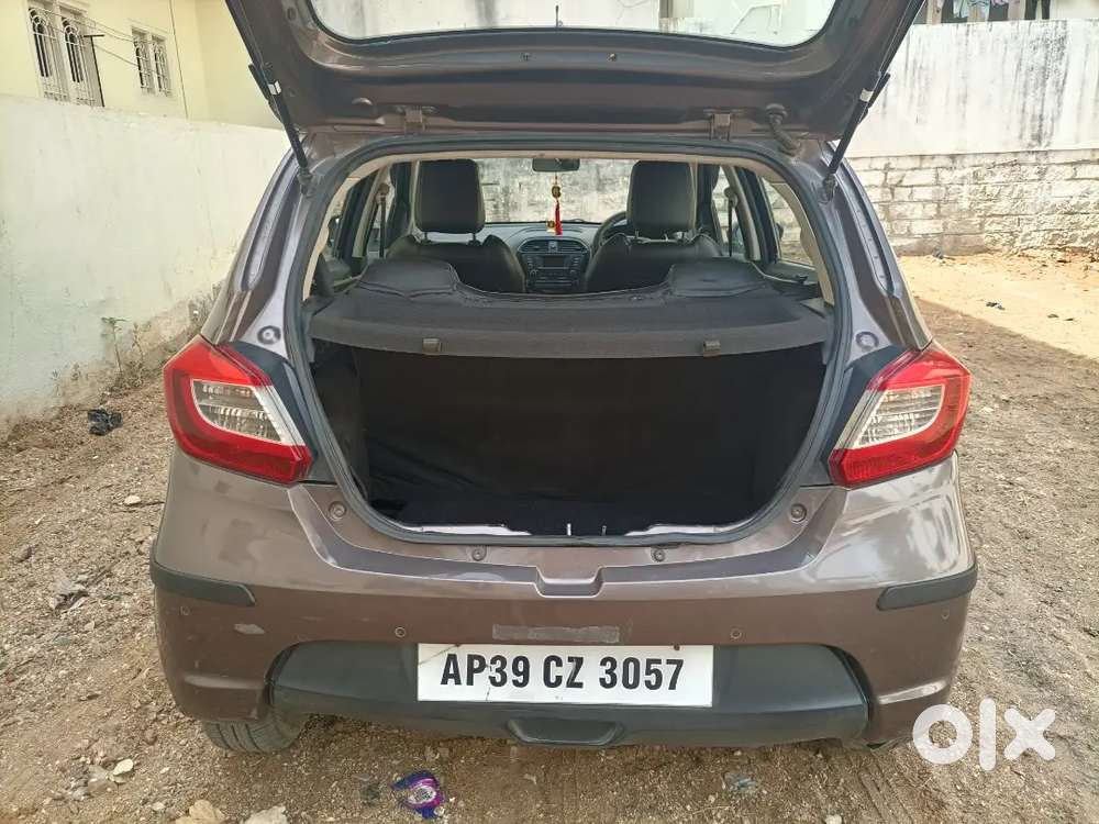 Tata Tiago Xz 2019 Petrol Version.