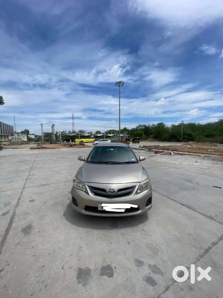 Toyota Corolla Altis D-4d 2011 Diesel Manual