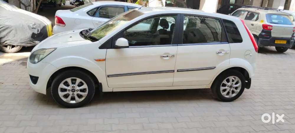 Ford Figo 1.2 Petrol 2012 Titanium