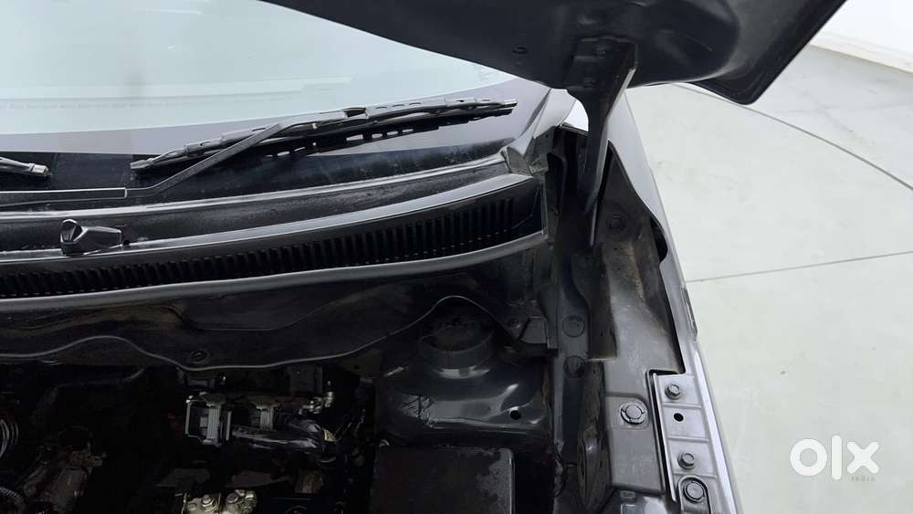Maruti Suzuki Xl6 1.5 Alpha At, 2022, Petrol