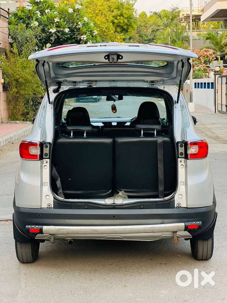 Renault Triber Rxz, 2020, Petrol