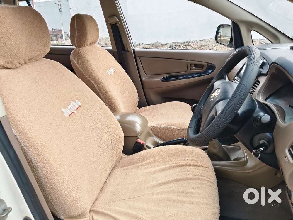 Toyota Innova 2.5 G (diesel) 7 Seater, 2015, Diesel