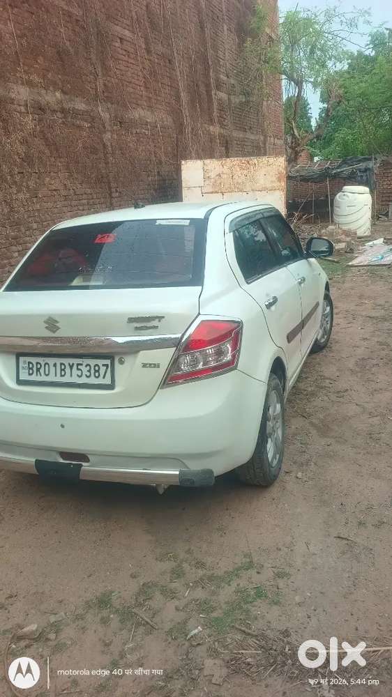 गाड़ी आछा कंडीसन में है