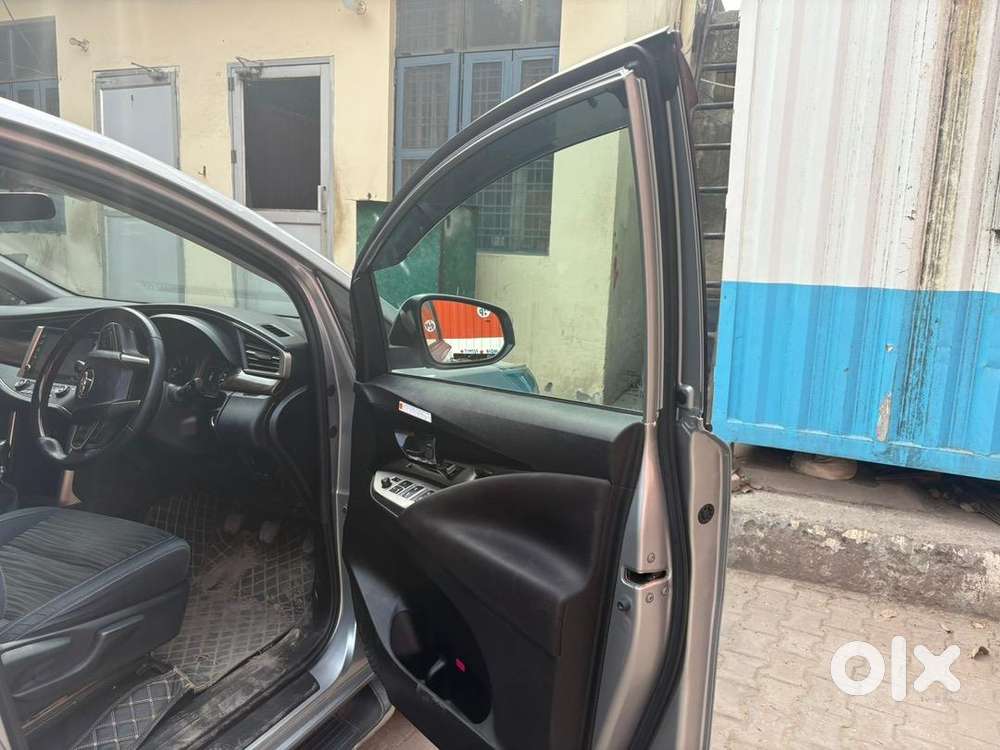 Toyota Innova Crysta 2022 Diesel Well Maintained