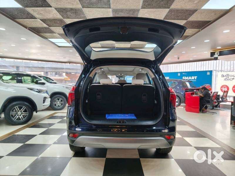 Mahindra Xuv700 2.0 Ax 7 Petrol At Luxury Pack Str, 2022, Petrol