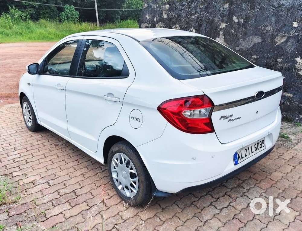Ford Figo Aspire Trend, 2015, Petrol