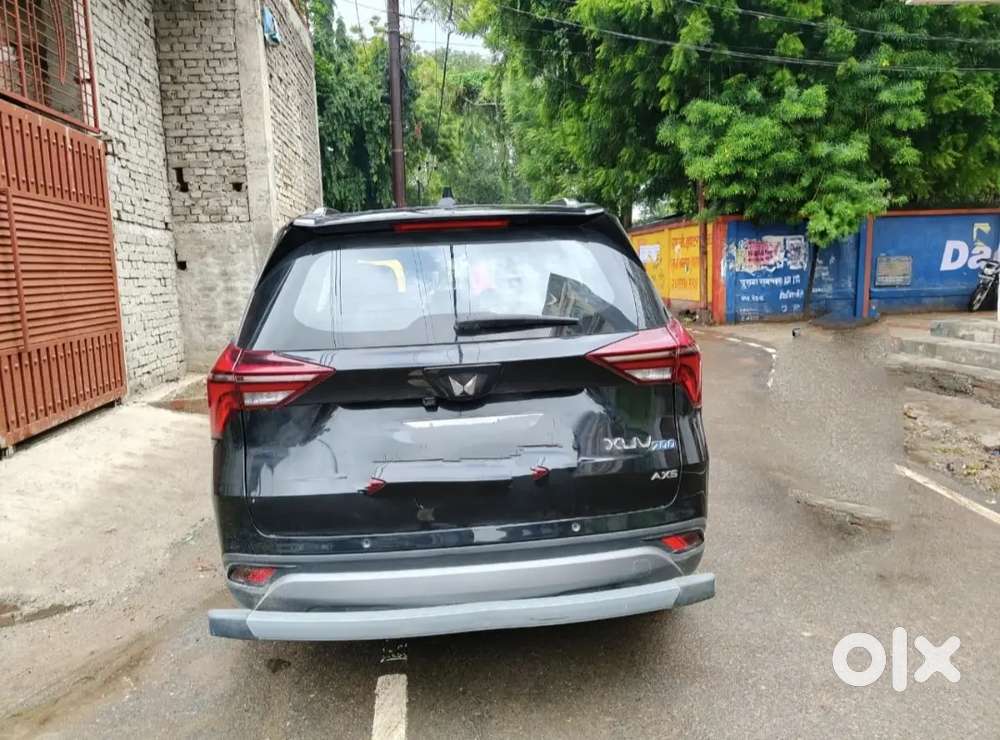 Mahindra Xuv700 Petrol Mt 2024