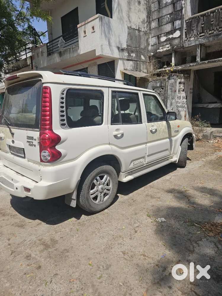 Mahindra Scorpio 2013 Diesel 98000 Km Driven