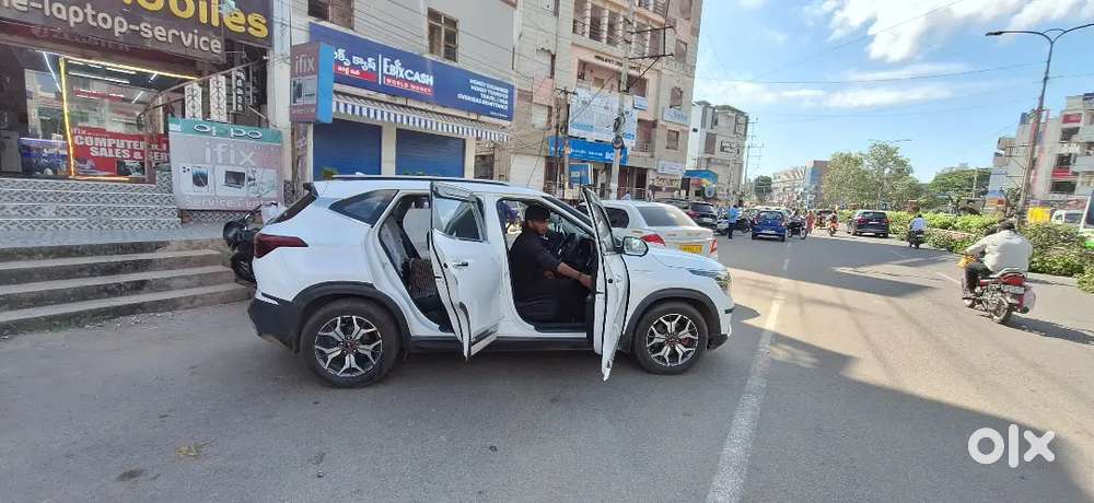 Looking Like A New Car And Recently Serviced Done .