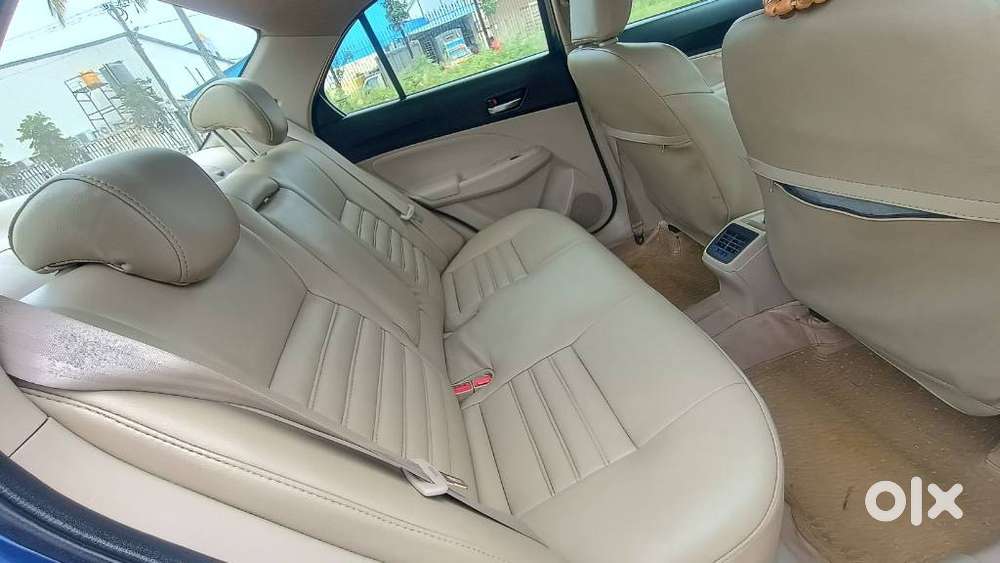 Maruti Suzuki Dzire 2017-2020 1.2 Vxi Amt, 2017, Petrol