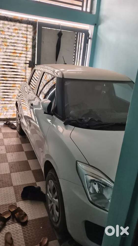 Maruti Suzuki Swift Vxi Petrol 2024