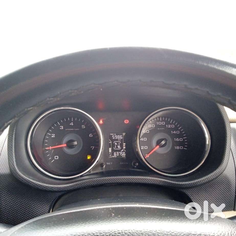 Mahindra Tuv 300 T8, 2020, Diesel