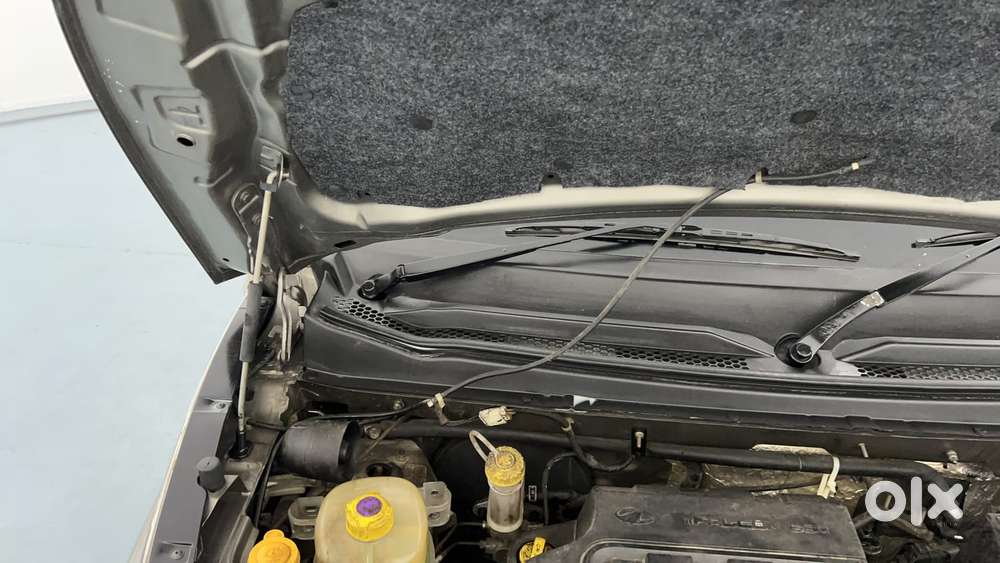 Mahindra Kuv 100 2016-2017 Mfalcon G80 K8, 2016, Petrol