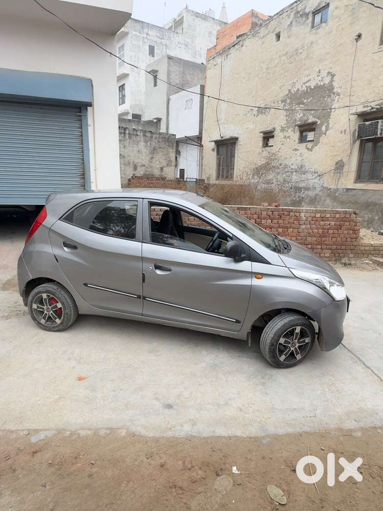 Hyundai Eon Petrol 107000 Km Driven