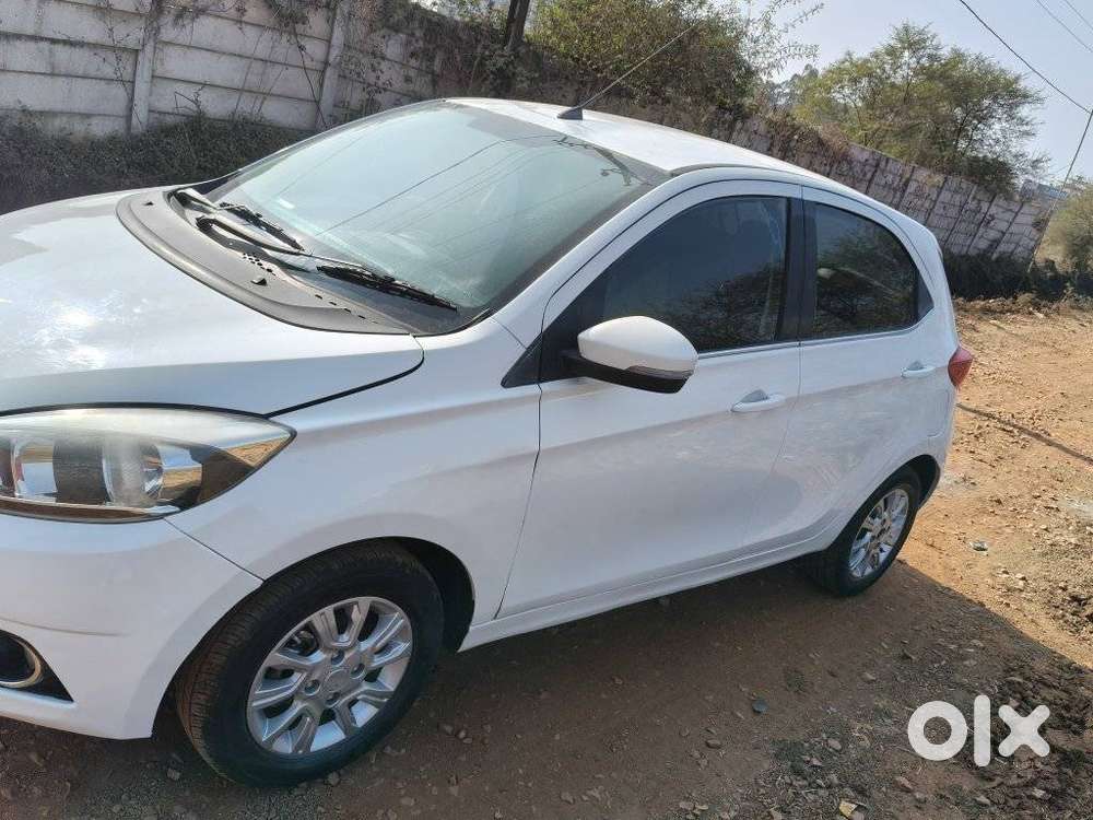 Tata Tiago 1.05 Revotorq Xz Wo Alloy, 2018, Petrol