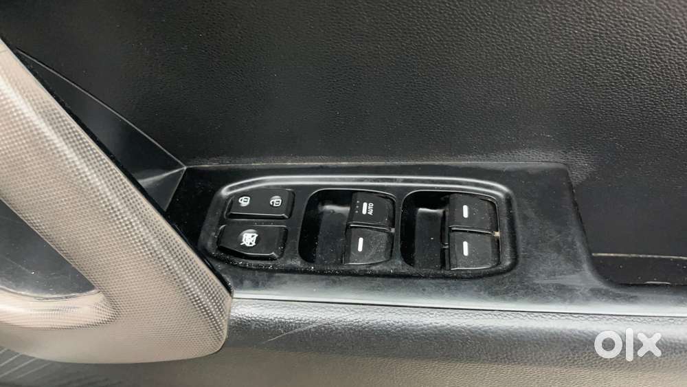 Hyundai Creta 1.6 Sx Plus Petrol, 2016, Cng & Hybrids