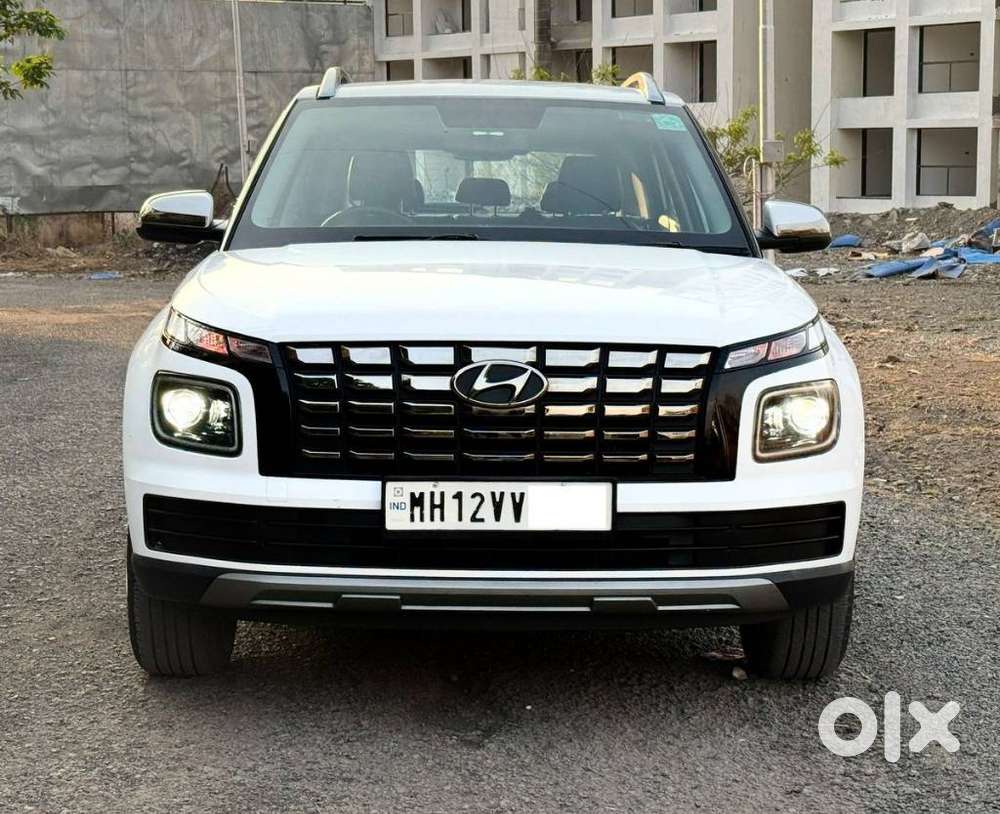 Hyundai Venue 1.0 Sx (o) Turbo Dct Dual Tone, 2023, Petrol