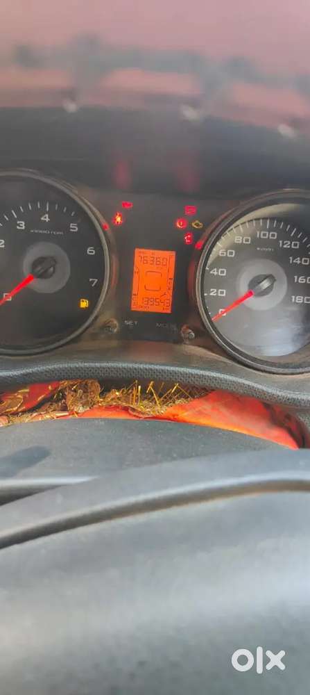 Mahindra Tuv 300 Plus 2019 Diesel 76000 Km Driven. 8 Setar