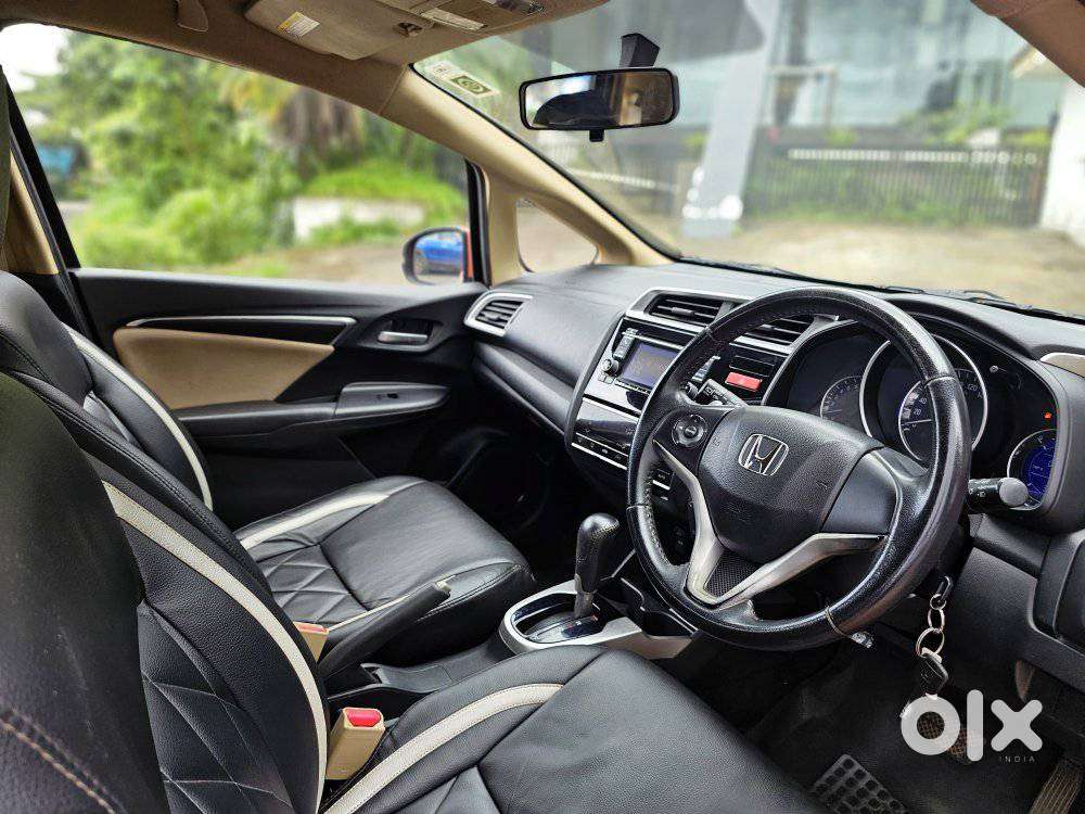 Honda Jazz V Cvt, 2016, Petrol