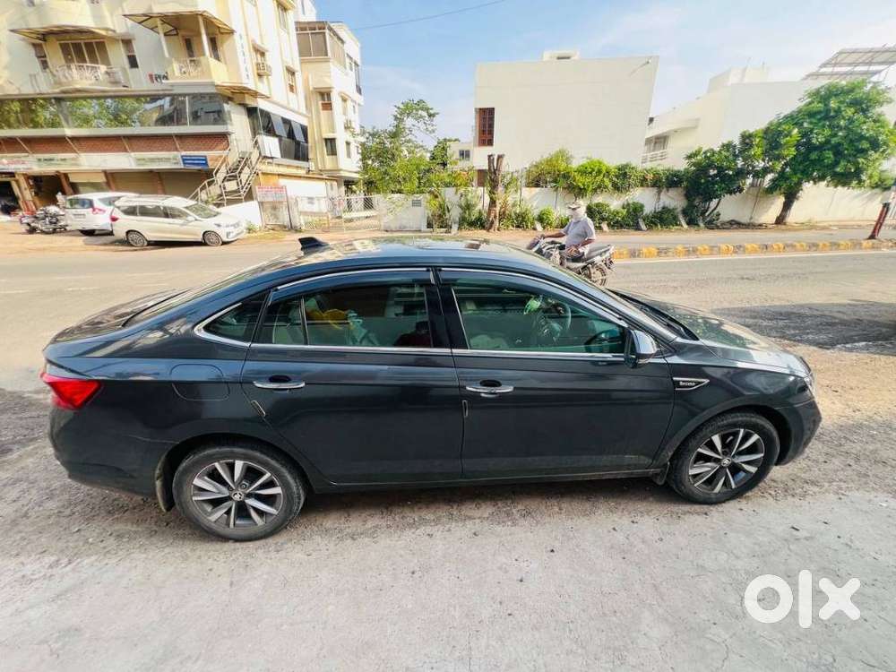 Skoda Slavia 1.0 Tsi Style, 2024, Petrol