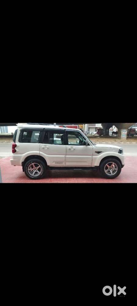 Mahindra Scorpio S6 7 Seater, 2017, Diesel