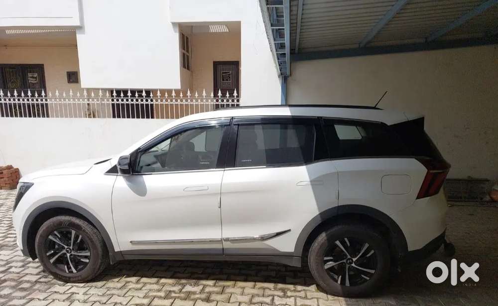 Mahindra Xuv700 Diesel 2023 Excellent Condition