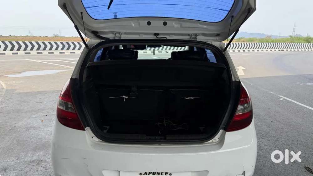 Hyundai I20 2012 Diesel 127000 Km Driven