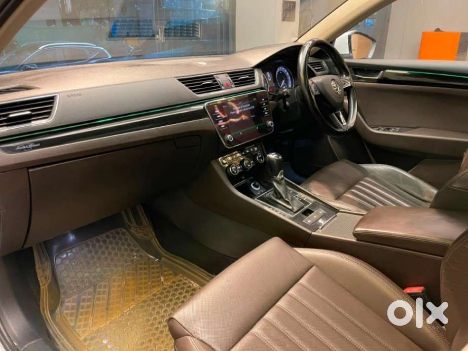 Skoda Superb 2.0 L&k Tsi At, 2019, Petrol