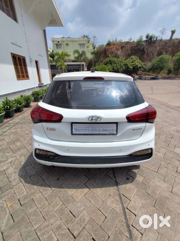Hyundai I20 Sportz Plus, 2020, Petrol