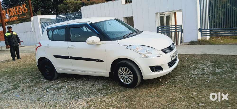 Maruti Suzuki Swift 1.2 Vxi (o), 2013, Petrol