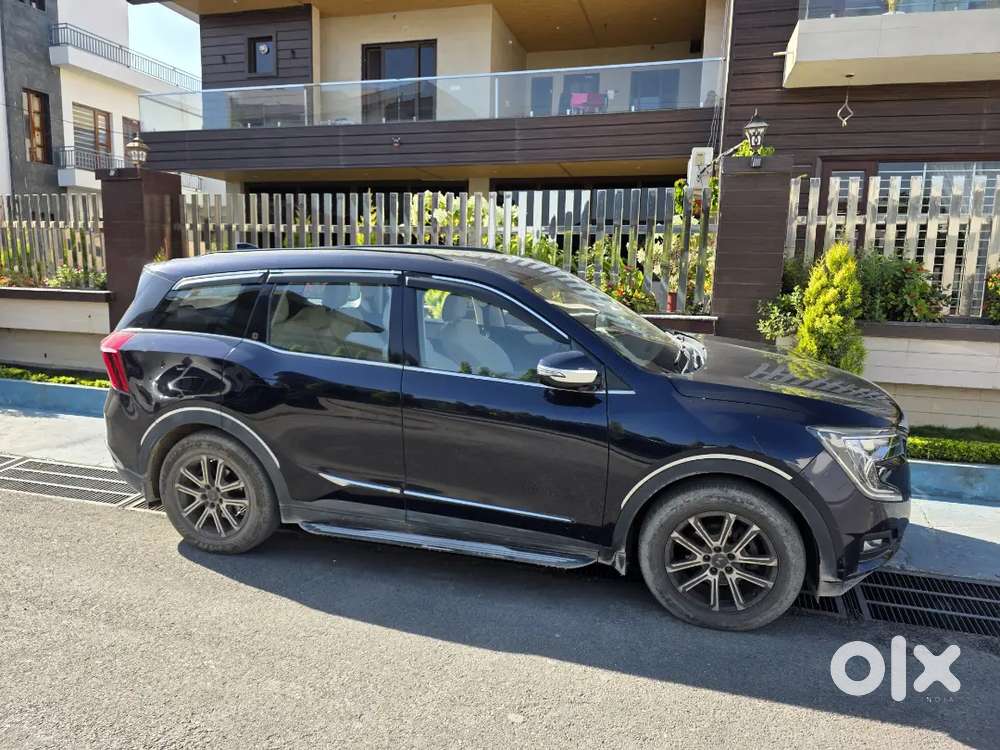 Mahindra Xuv700 Diesel November 2022 Automatic