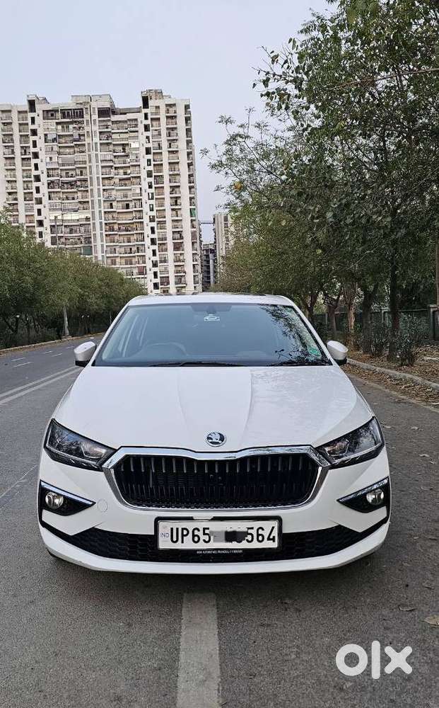 Skoda Slavia 1.0 Tsi Style At, 2022, Petrol