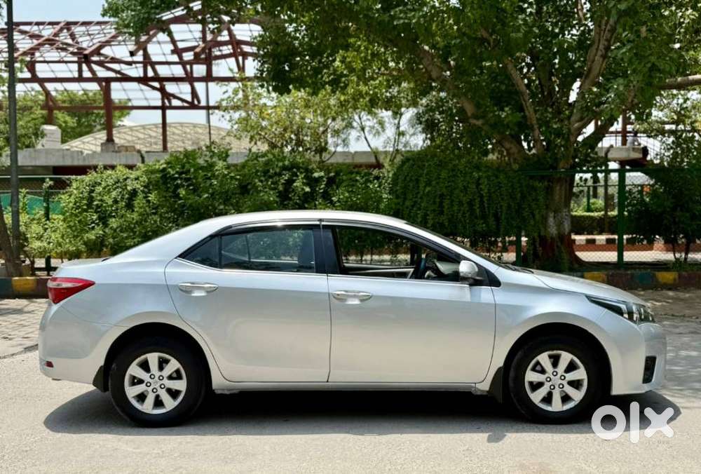 Toyota Corolla Altis G At, 2016, Petrol