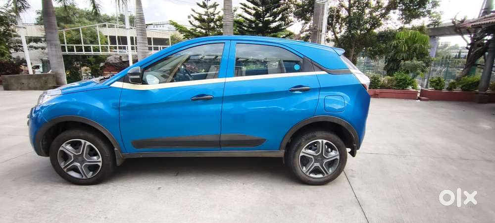 Tata Nexon 1.5 Revotorq Xm (s), 2017, Petrol