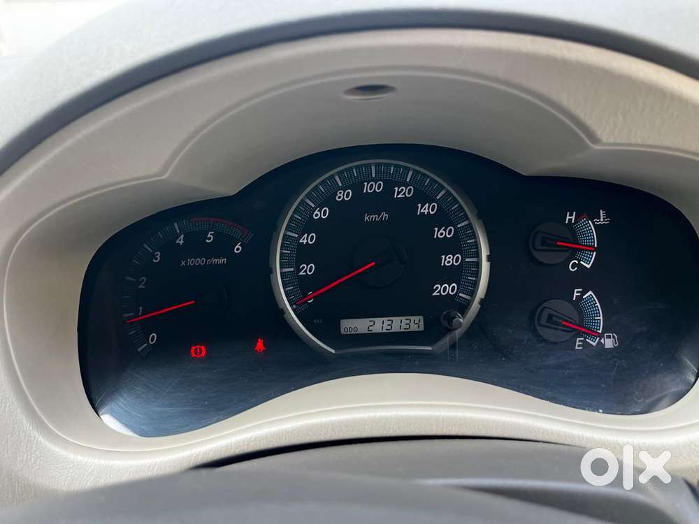 Toyota Innova 2.5 Vx 8 Str Bs-iii, 2012, Diesel